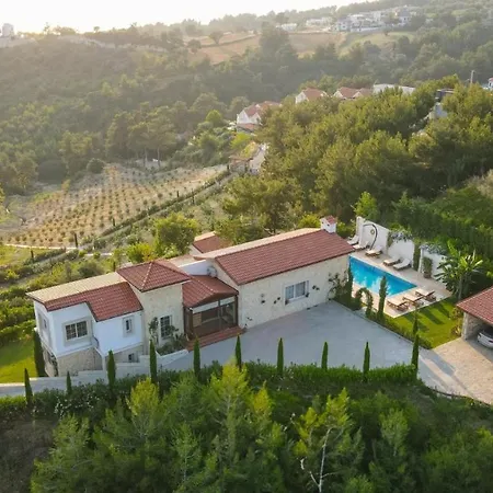 Manzara Ciftlik Villa Kuşadası